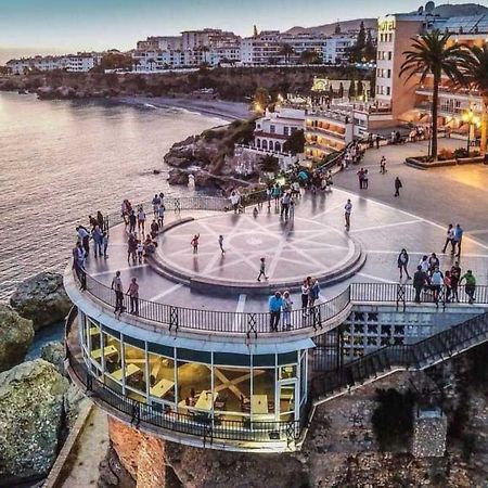 Soleado Apartamento En Nerja Εξωτερικό φωτογραφία