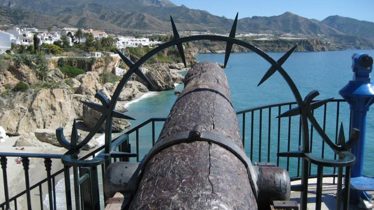 Soleado Apartamento En Nerja Εξωτερικό φωτογραφία